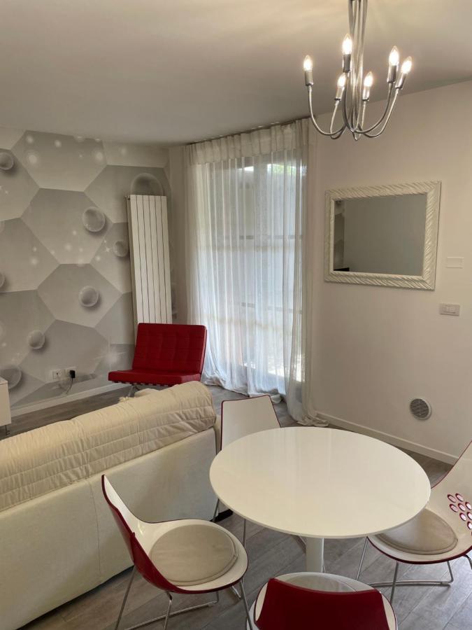 Casa Vacanze Esmeralda Zanica Екстериор снимка