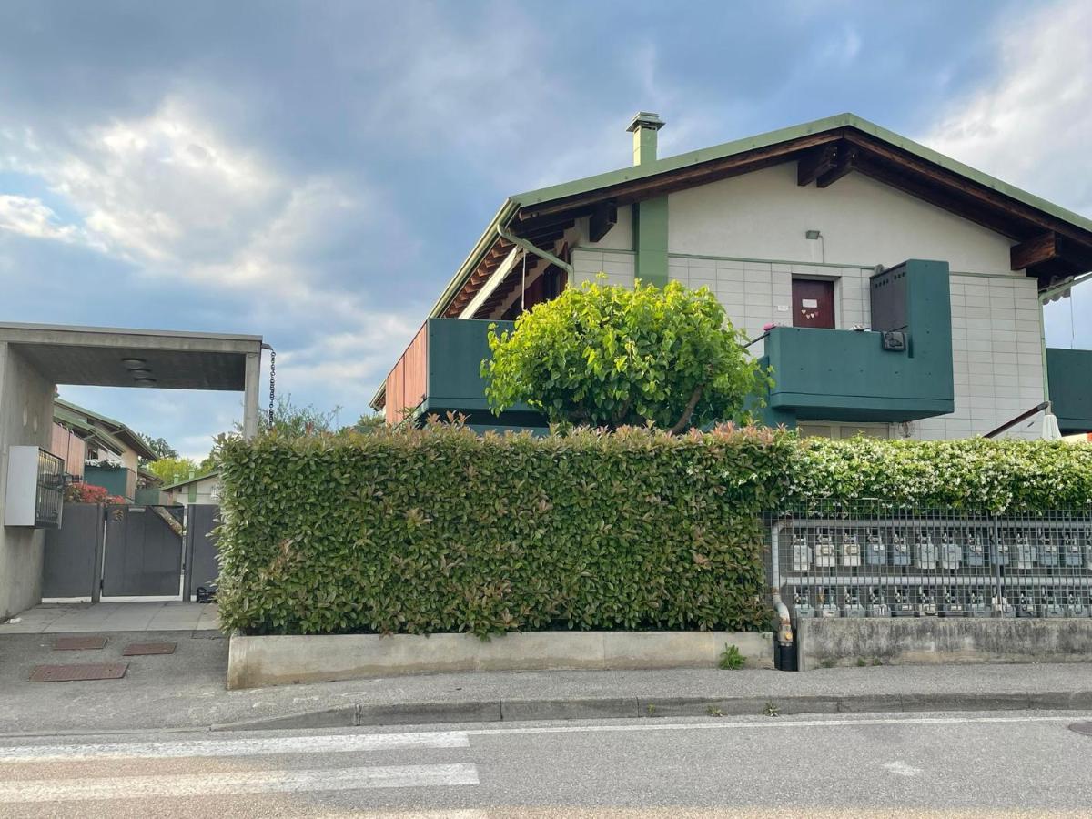 Casa Vacanze Esmeralda Zanica Екстериор снимка